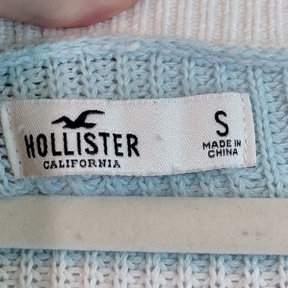 Hollister Striped Cropped V-Neck Sweater Women’s Size Small - Picture 6 of 8